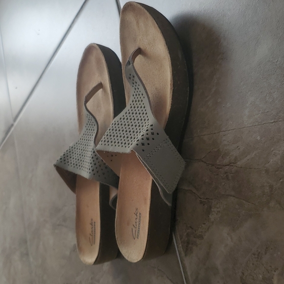 Clark's sandals - Picture 2 of 5